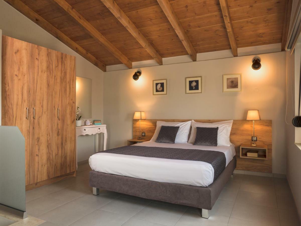 Dempla Heights Villas Tavronitis Extérieur photo